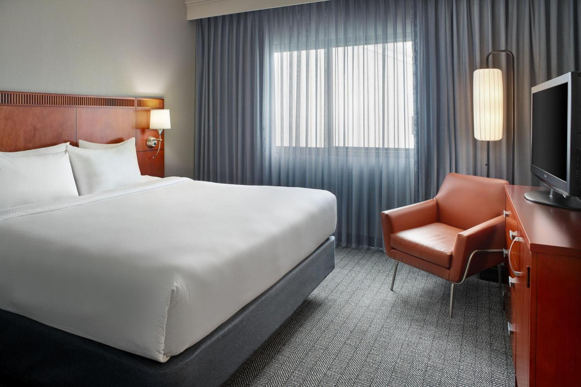 Hotel Courtyard By Marriott Atlanta Executive Park/Emory Exterior foto